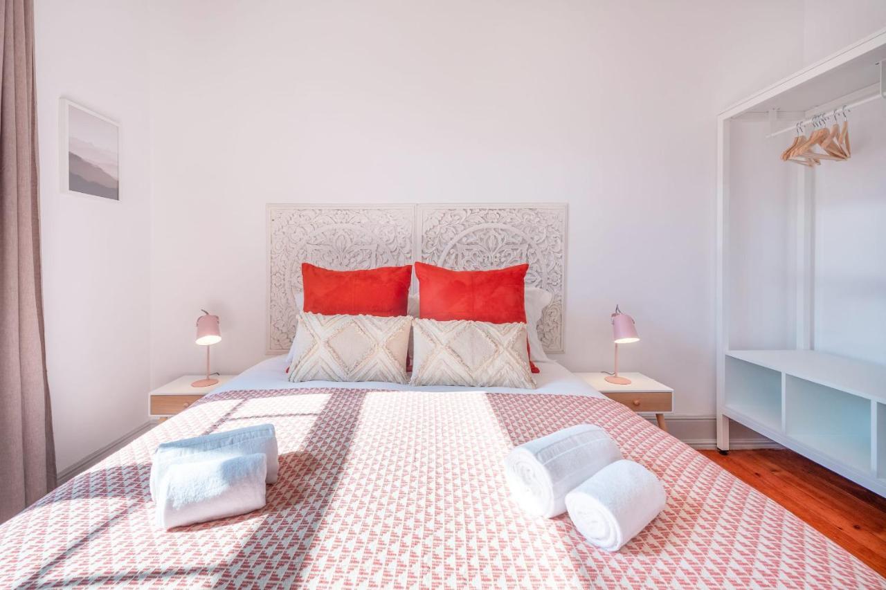 Vita Portucale ! Deluxe 3 Bedroom Apartment In Arroios リスボン エクステリア 写真